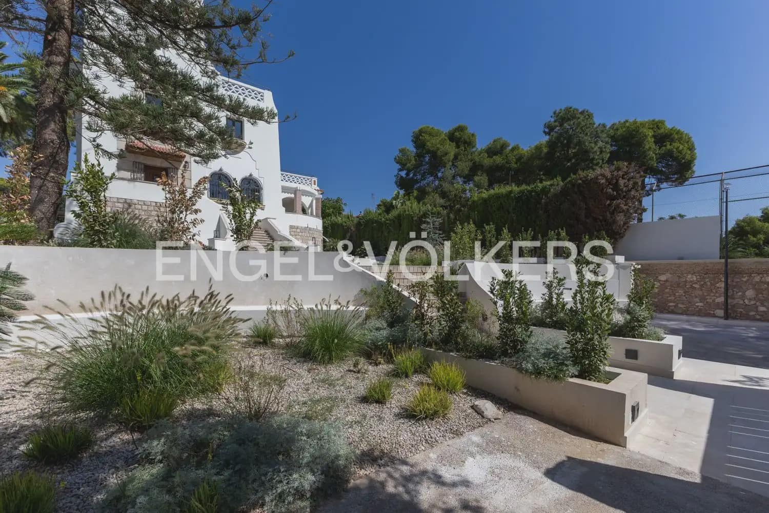 5 soveværelse Villa til leje i Godella med swimmingpool garage - € 22.000 (Ref: 10057837)