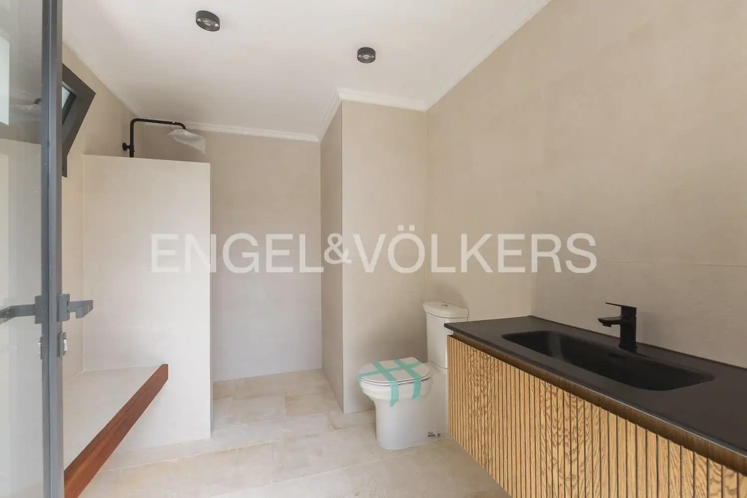 5 soveværelse Villa til leje i Godella med swimmingpool garage - € 22.000 (Ref: 10057837)