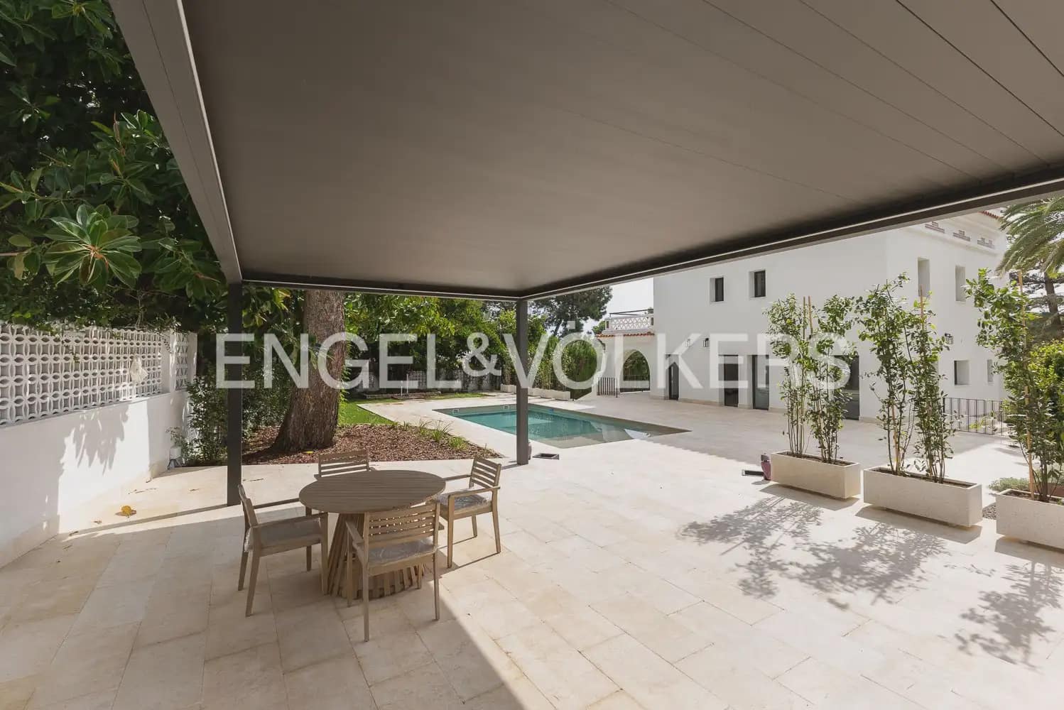 5 soveværelse Villa til leje i Godella med swimmingpool garage - € 22.000 (Ref: 10057837)