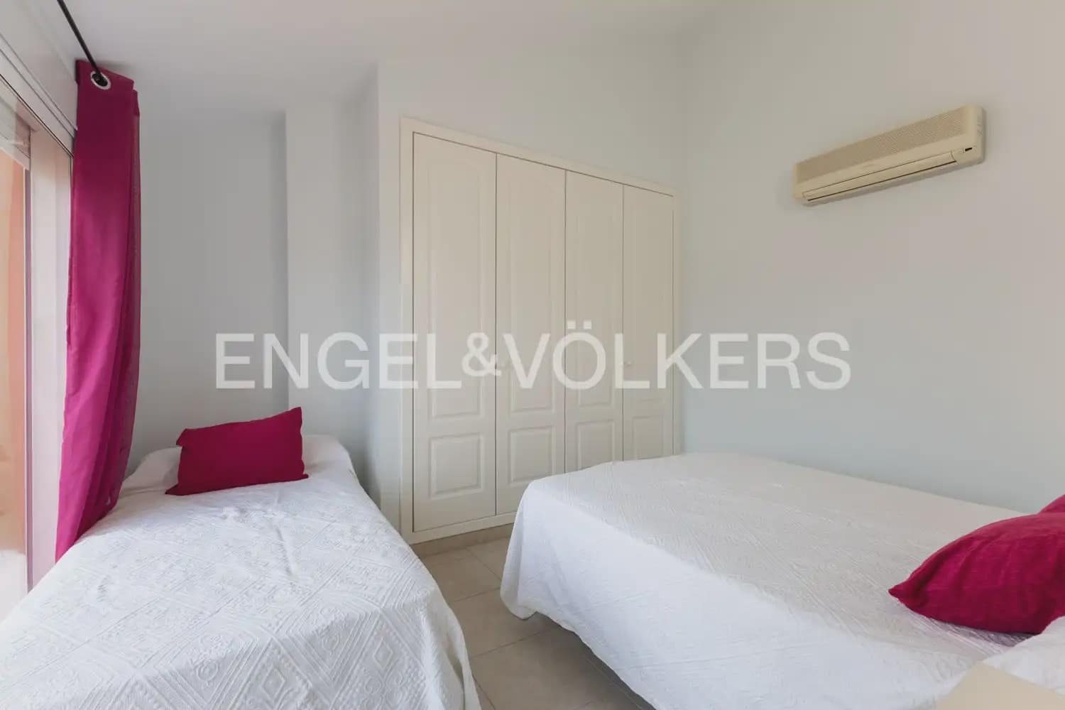 4 sovrum Takvåning att hyra i Javea / Xabia med pool garage - 1 600 € (Ref: 10057838)