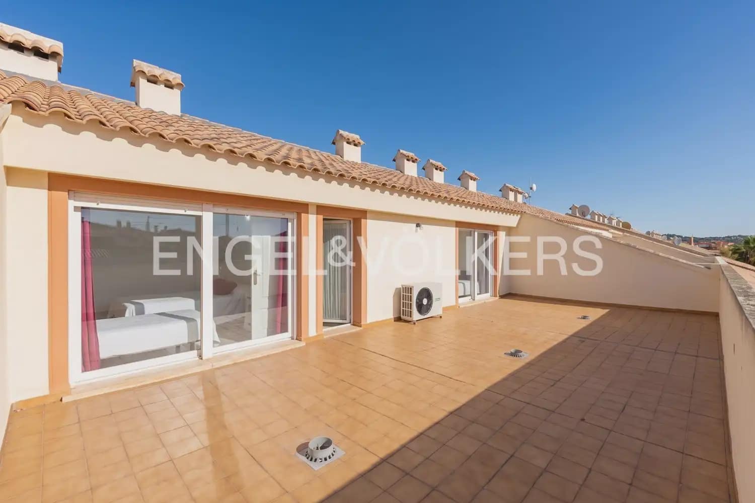 4 sovrum Takvåning att hyra i Javea / Xabia med pool garage - 1 600 € (Ref: 10057838)