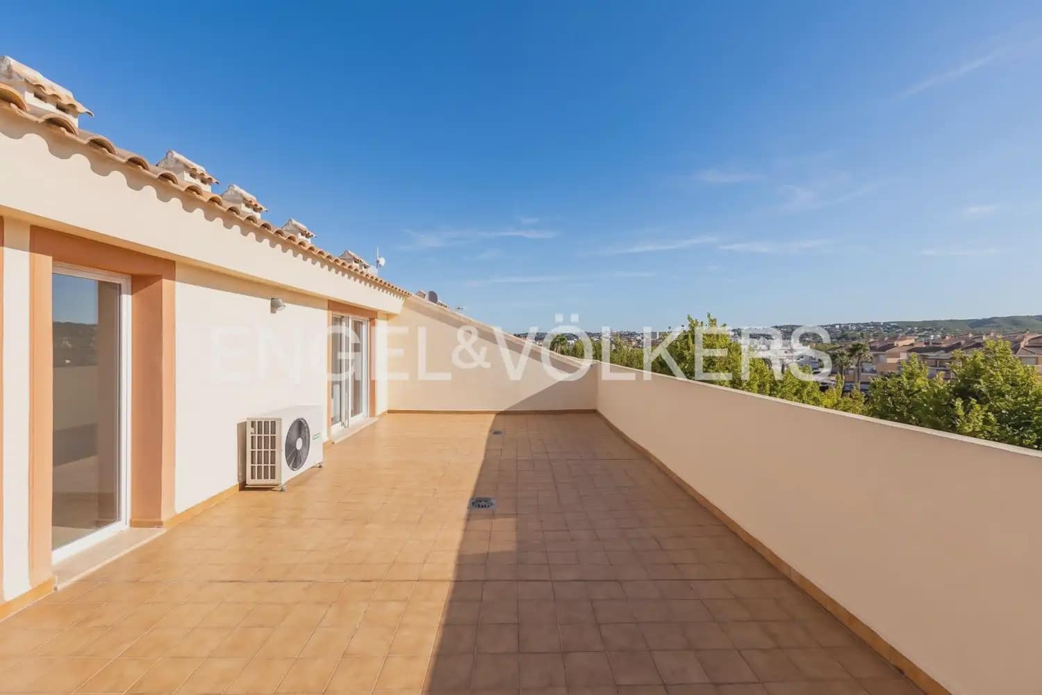 4 sovrum Takvåning att hyra i Javea / Xabia med pool garage - 1 600 € (Ref: 10057838)