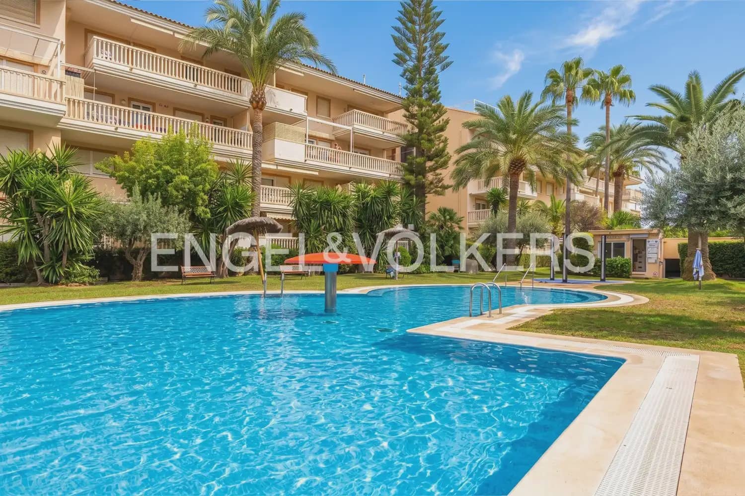 4 sovrum Takvåning att hyra i Javea / Xabia med pool garage - 1 600 € (Ref: 10057838)