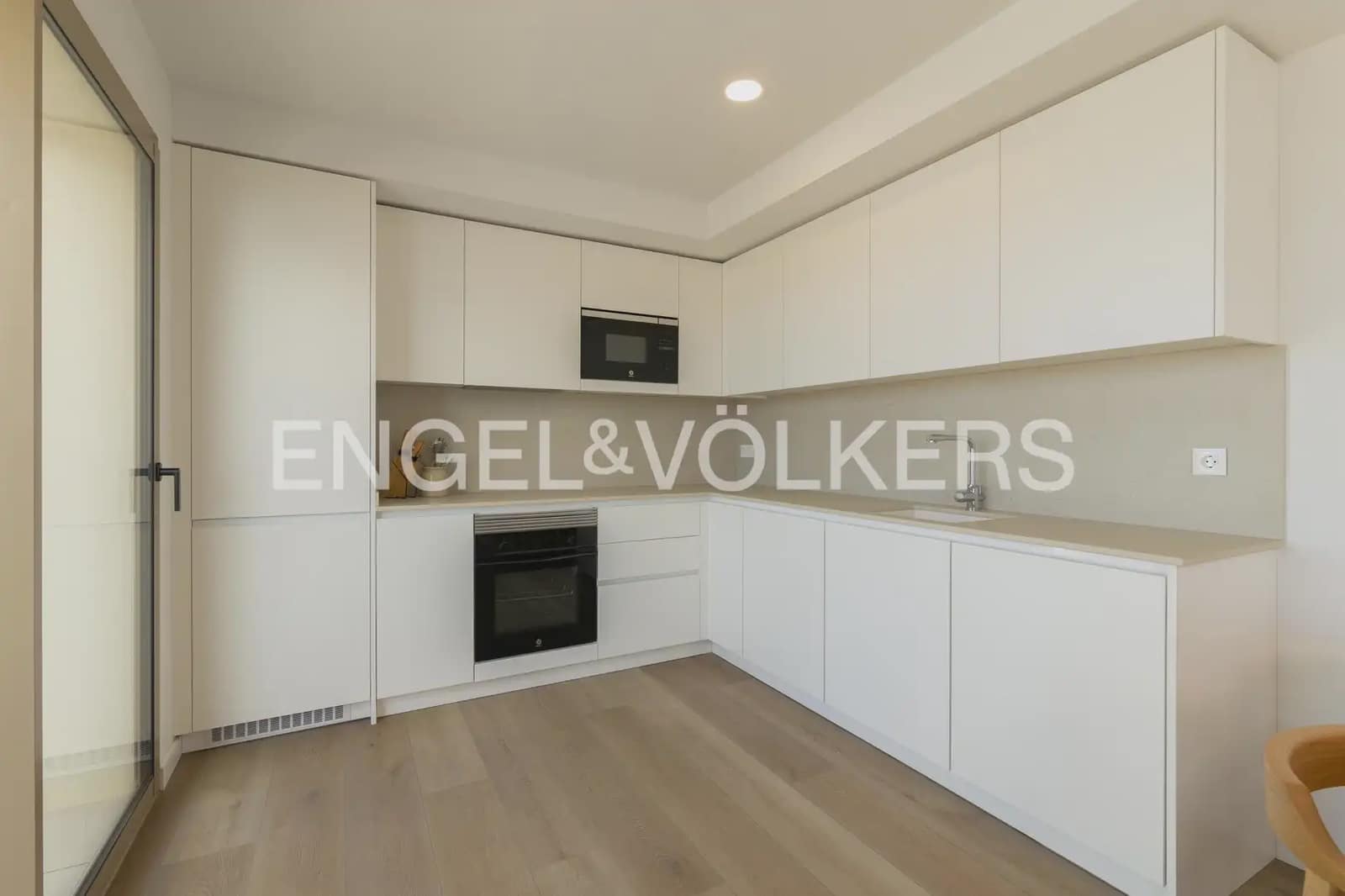 3 soveværelse Penthouse til leje i Puig med swimmingpool garage - € 2.800 (Ref: 10057839)