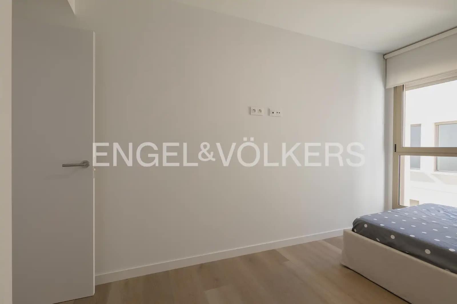 3 soveværelse Penthouse til leje i Puig med swimmingpool garage - € 2.800 (Ref: 10057839)