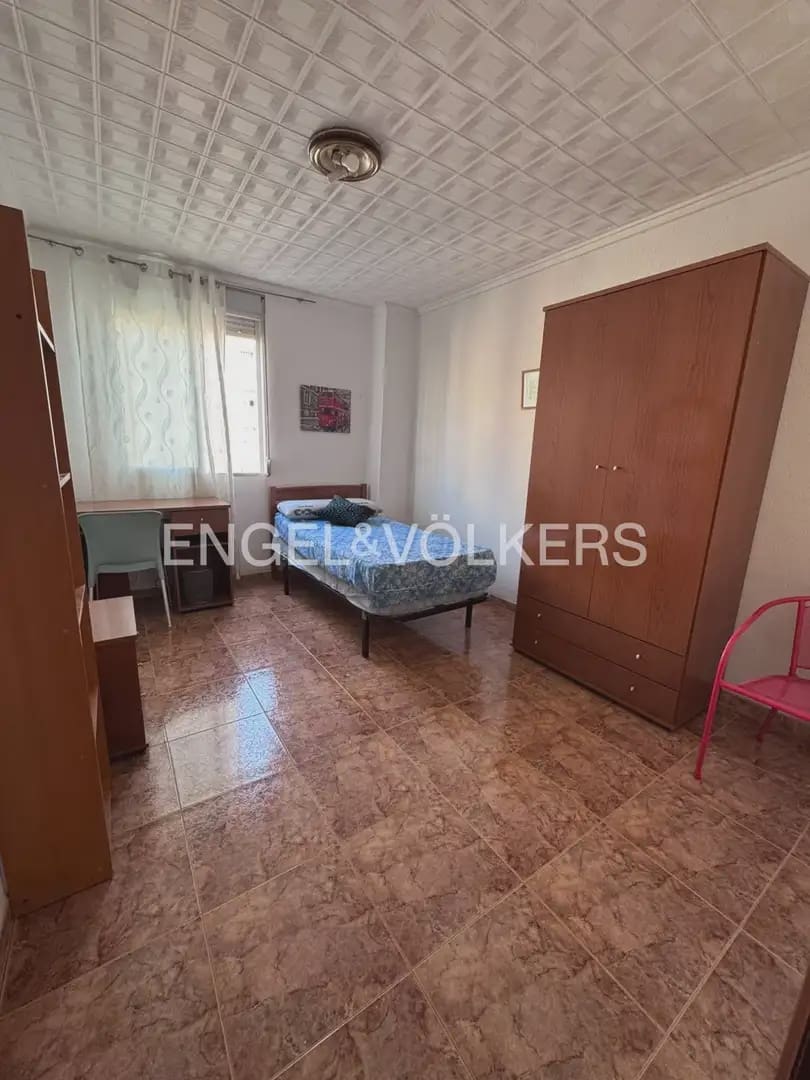 4 camera da letto Appartamento da affittare in Valencia citta - 1.400 € (Rif: 10060865)