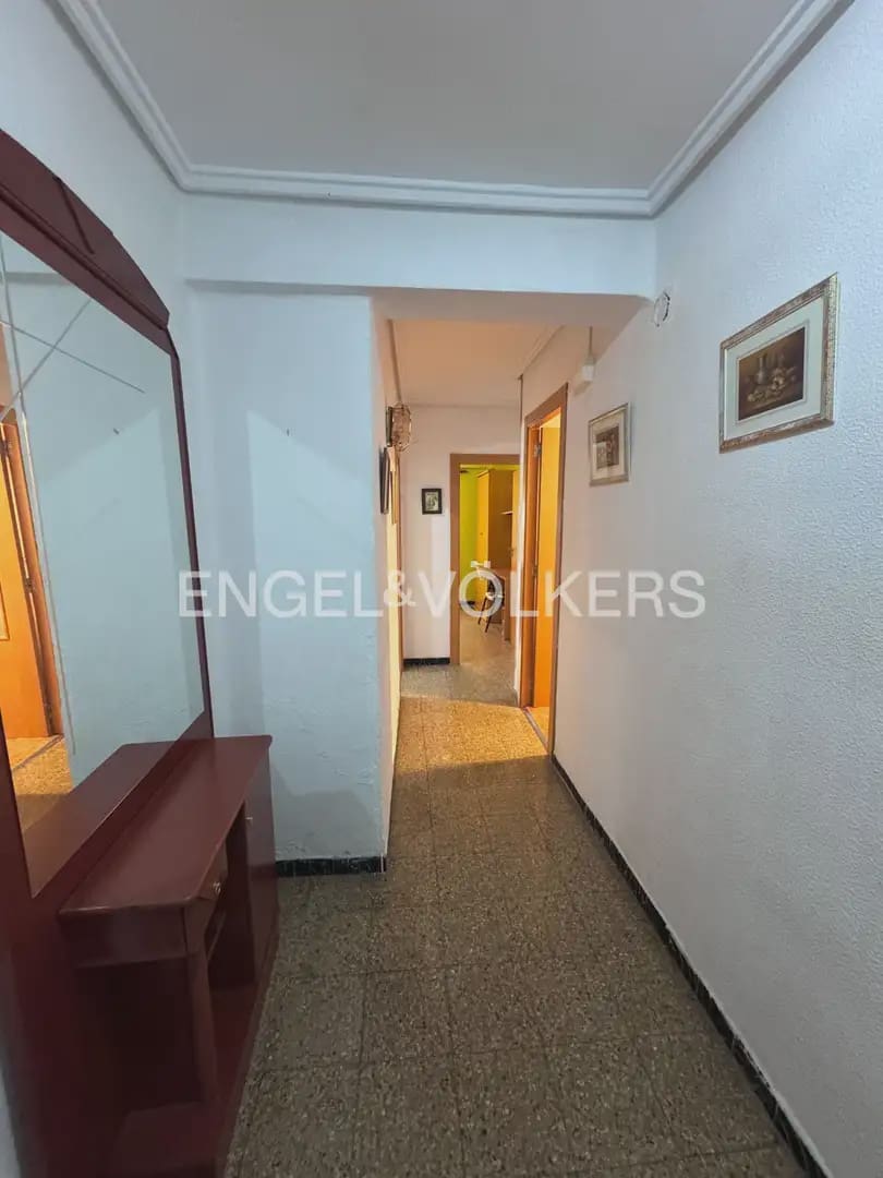 4 sypialnia Mieszkanie do wynajęcia w Miasto Walencja - 1 200 € (Ref: 10060866)