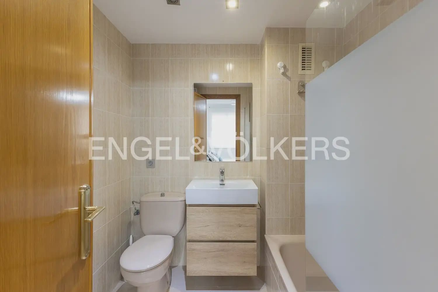 3 soverom Leilighet til leie i Alboraya / Alboraia med garasje - € 1 400 (Ref: 10060867)