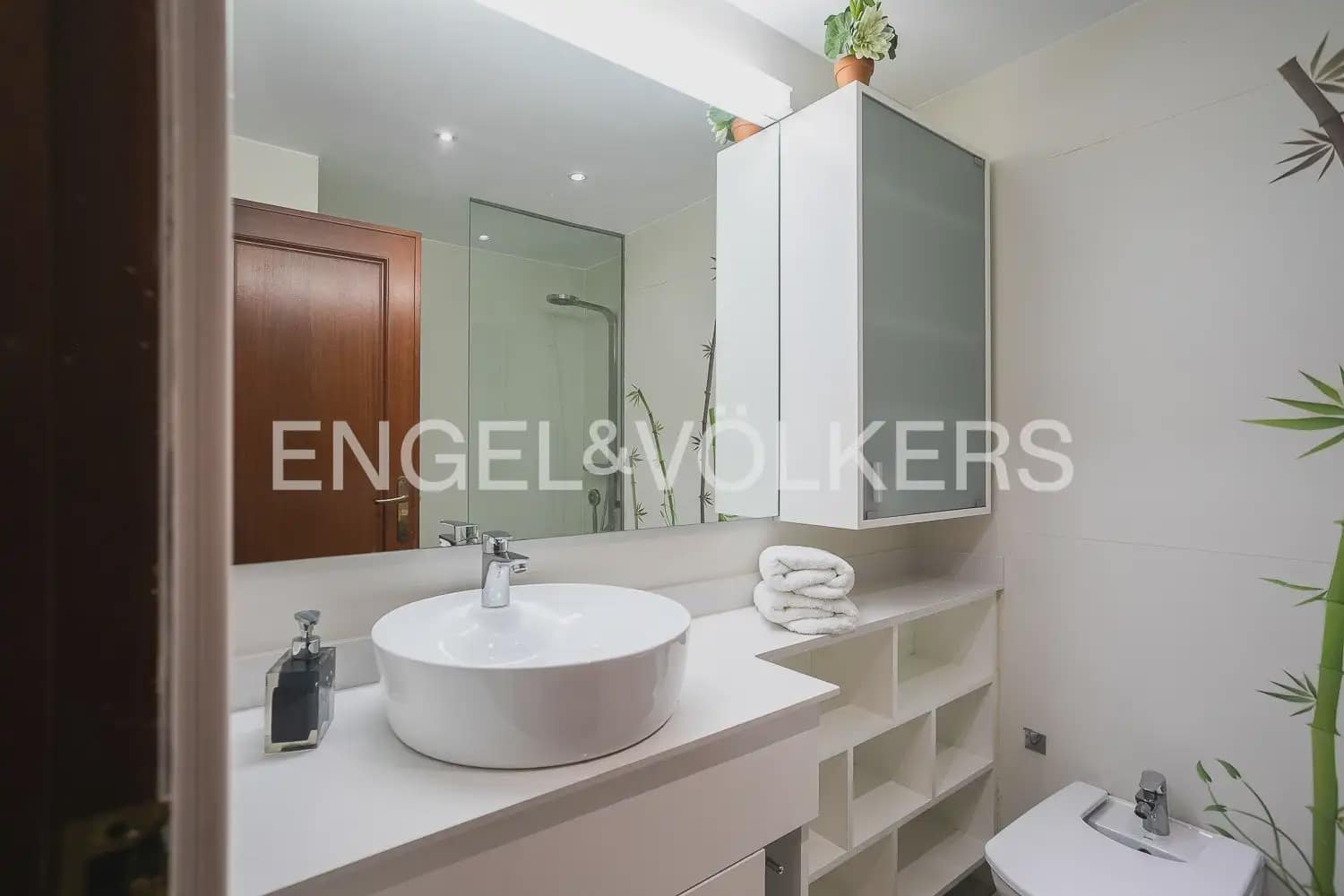 5 makuuhuone Asunto myytävänä paikassa Valencia kaupunki - 692 500 € (Ref: 10060869)