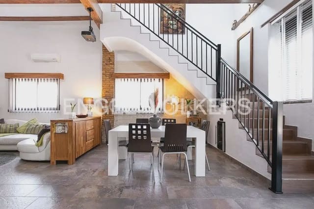 3 makuuhuone Huvila myytävänä paikassa La Punta, Valencia kaupunki mukana 
autotalli - 1 650 000 € (Ref: 10060870)