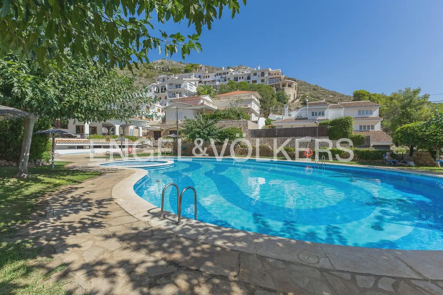 Pareado de 4 habitaciones en Cullera en venta con piscina garaje - 670.000 € (Ref: 10060871)