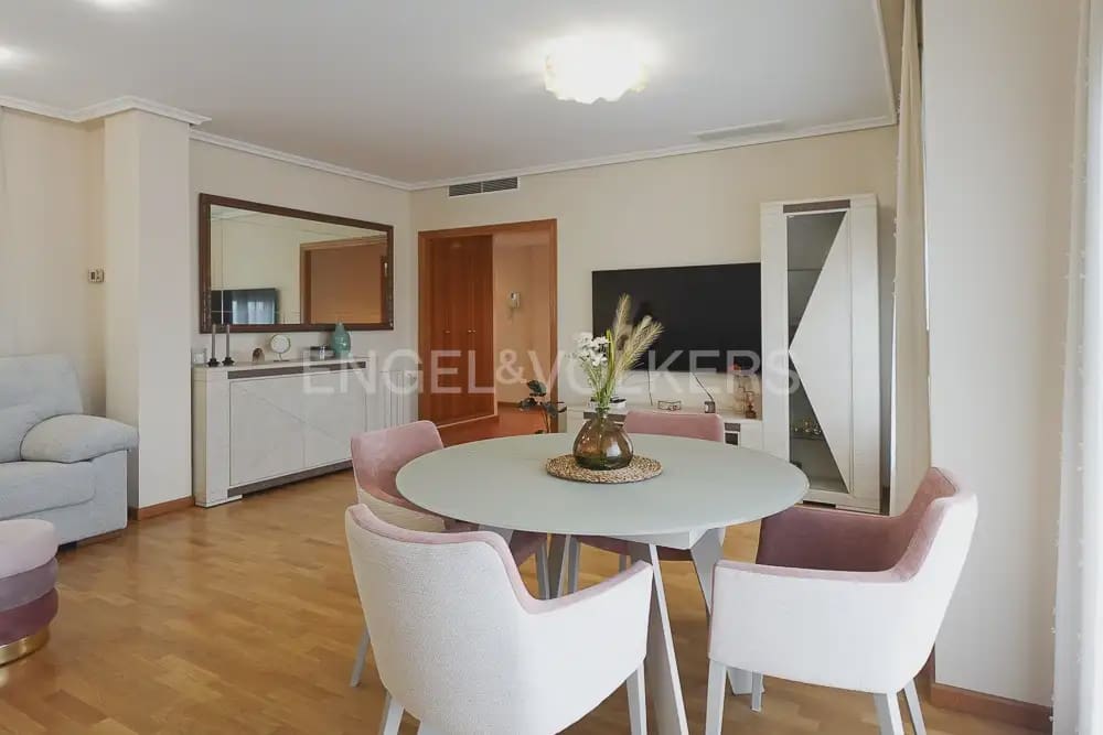 2 camera da letto Appartamento da affittare in Mislata con garage - 1.600 € (Rif: 10060962)