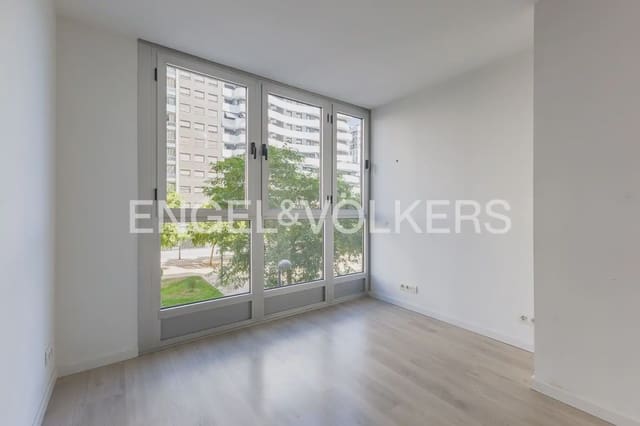 Piso de 1 habitación en Malilla, València ciudad en venta con piscina garaje - 350.000 € (Ref: 10060963)