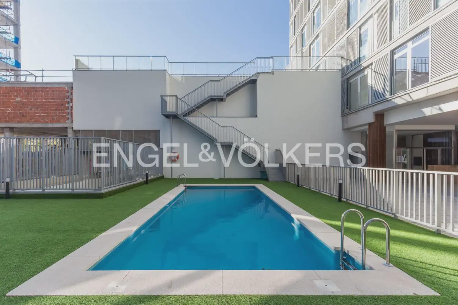 1 soverom Leilighet til salgs i Valencia by med svømmebasseng garasje - € 350 000 (Ref: 10060963)