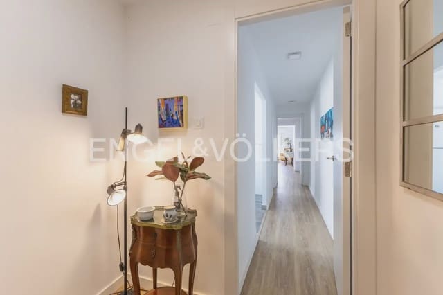 2 bedroom Flat for rent in Mont-Olivet, Valencia city - € 1,500 (Ref: 10060964)
