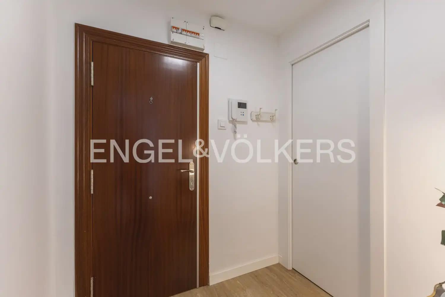 2 sypialnia Mieszkanie do wynajęcia w Miasto Walencja - 1 500 € (Ref: 10060964)