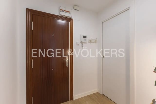 2 bedroom Flat for rent in Mont-Olivet, Valencia city - € 1,500 (Ref: 10060964)