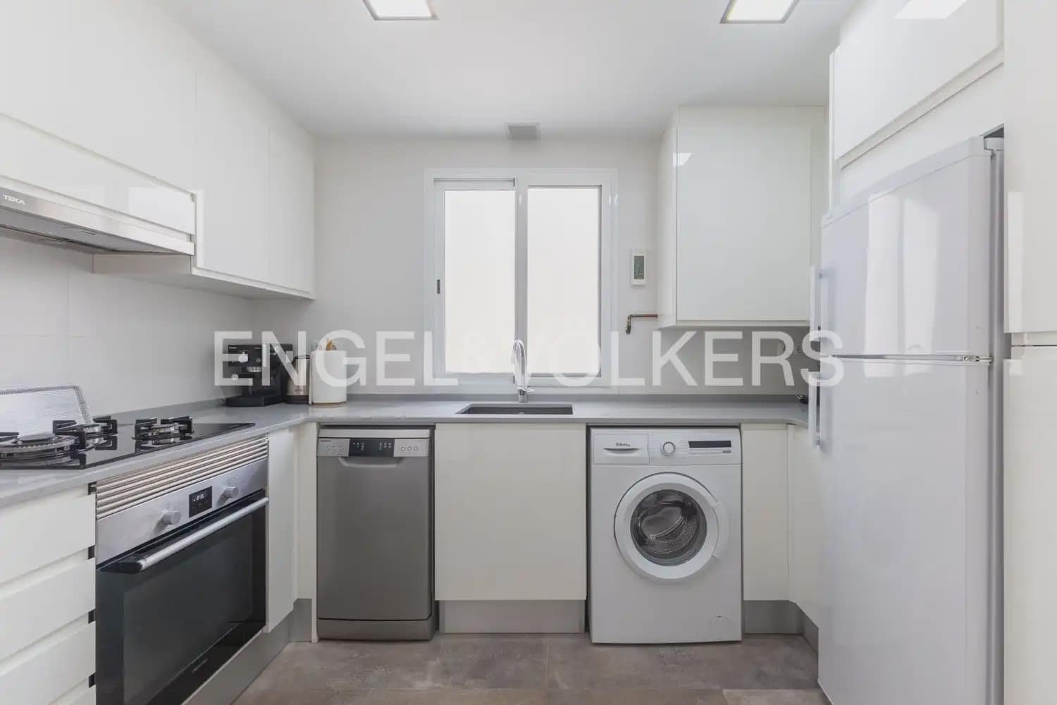 2 sypialnia Mieszkanie do wynajęcia w Miasto Walencja - 1 500 € (Ref: 10060964)