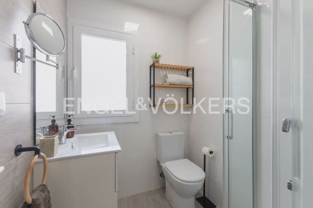2 bedroom Flat for rent in Mont-Olivet, Valencia city - € 1,500 (Ref: 10060964)