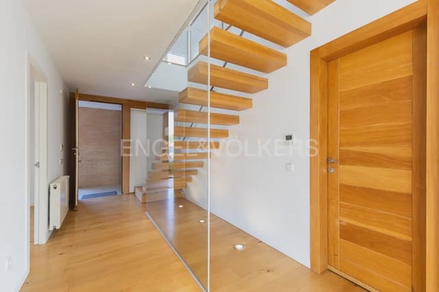 Chalet de 5 habitaciones en Bétera en alquiler con piscina garaje - 6.500 € (Ref: 10060965)