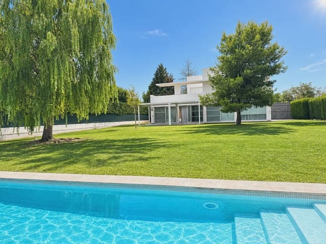 Chalet de 5 habitaciones en Bétera en alquiler con piscina garaje - 6.500 € (Ref: 10060965)