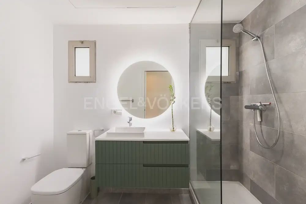 5 quarto Moradia para arrendar em Godella com piscina garagem - 3 500 € (Ref: 10060966)