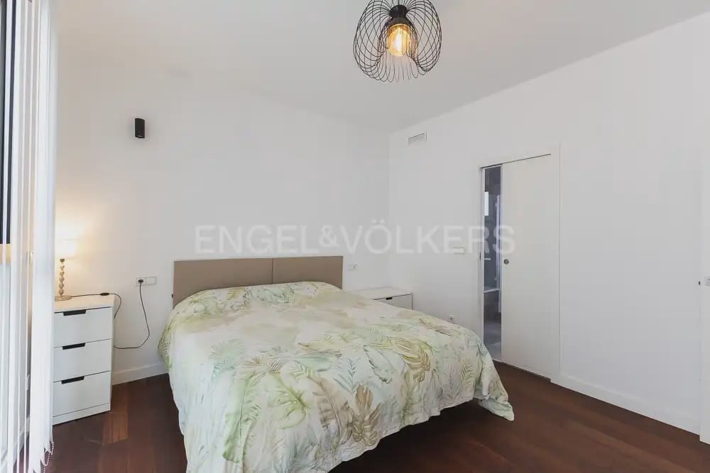 5 quarto Moradia para arrendar em Godella com piscina garagem - 3 500 € (Ref: 10060966)