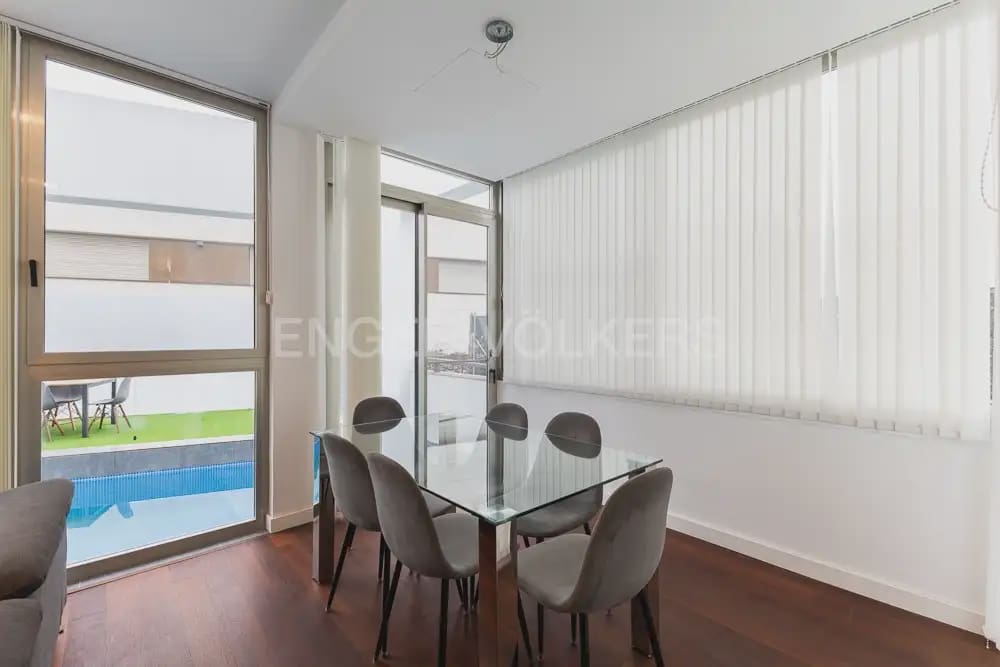 5 quarto Moradia para arrendar em Godella com piscina garagem - 3 500 € (Ref: 10060966)