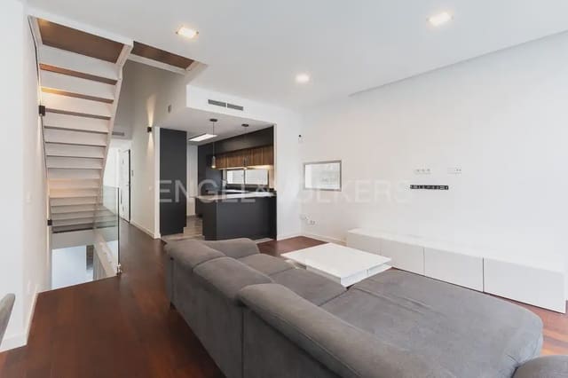 Villa/Maison de 5 chambres à louer à Godella - 3 500 € (Ref: 10060966)