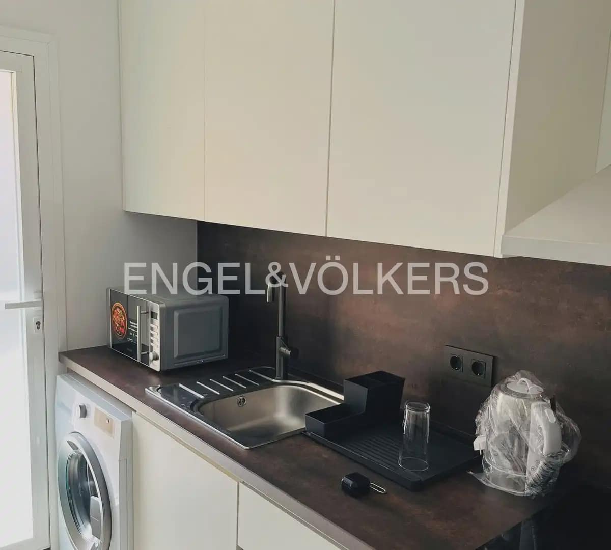 3 sypialnia Mieszkanie do wynajęcia w Miasto Walencja - 1 900 € (Ref: 10062705)