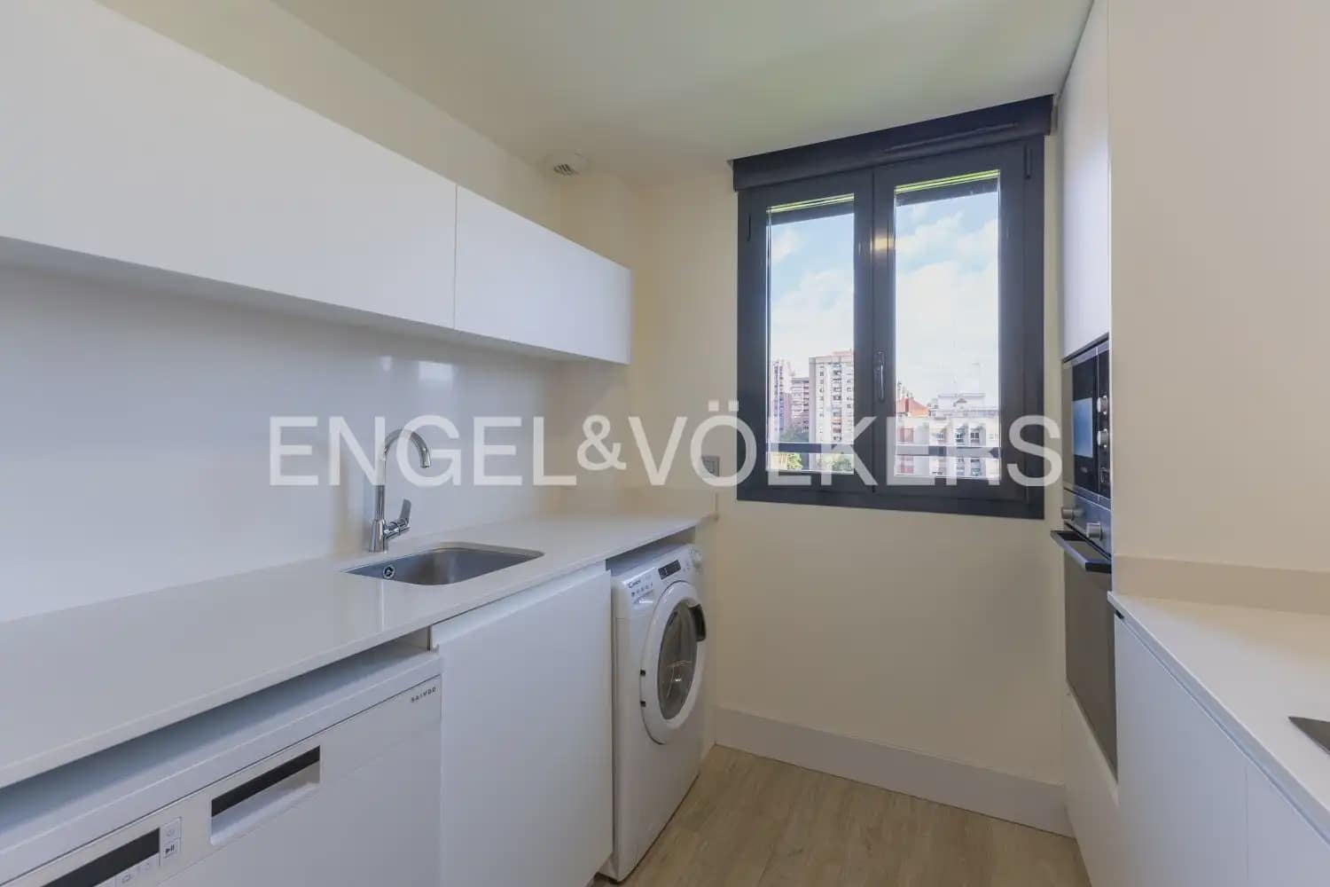 Wohnung zu vermieten in Valencia Stadt - 1.400 € (Ref: 10062833)