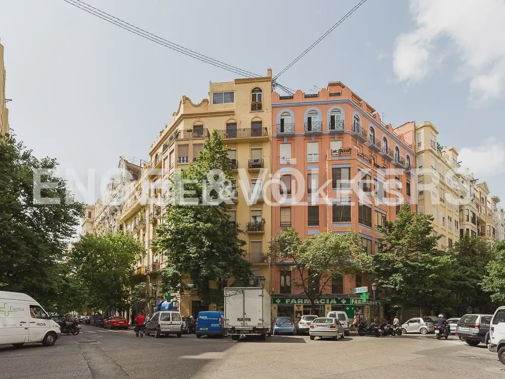 3 quarto Penthouse para arrendar em Valencia cidade - 3 200 € (Ref: 10062834)