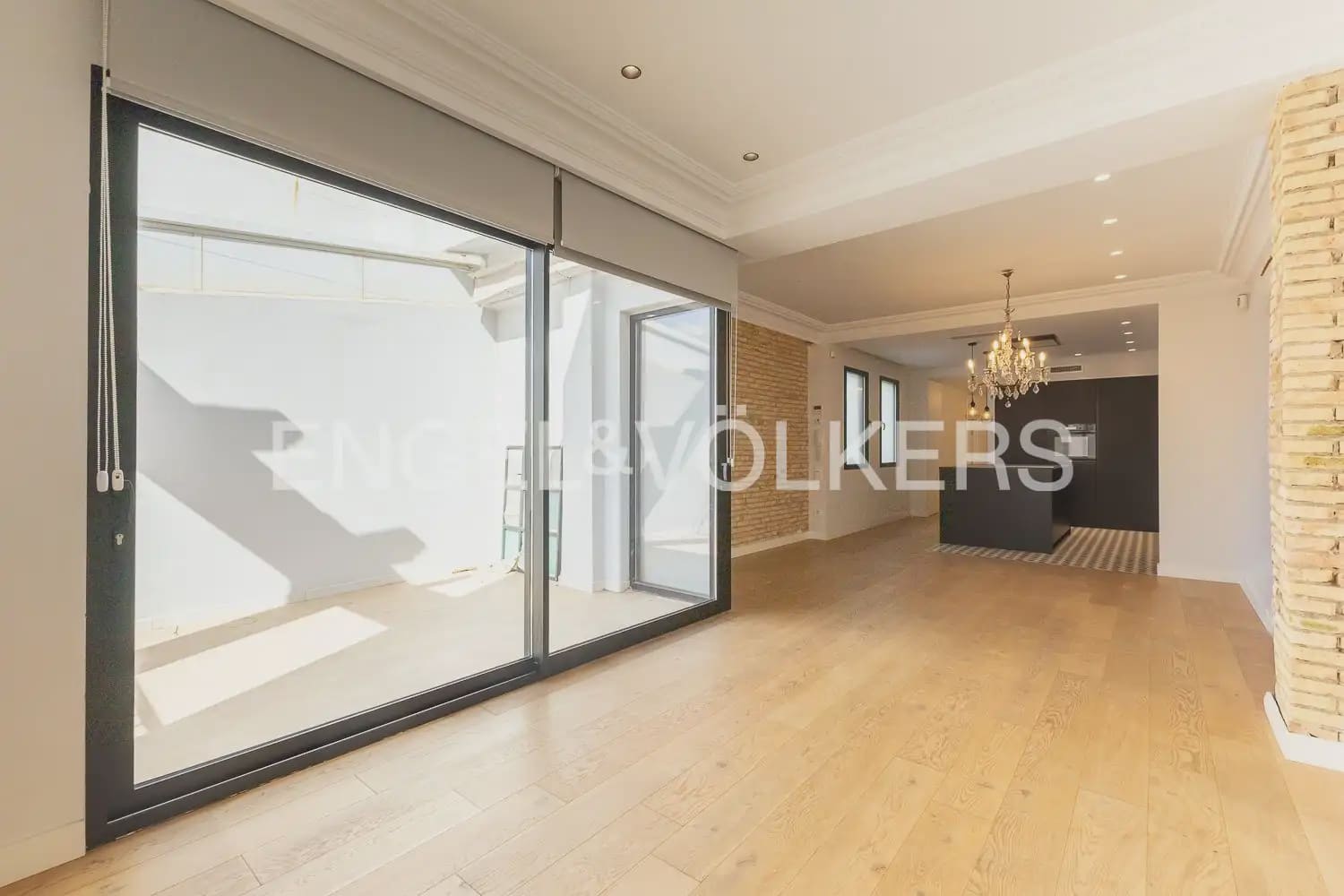 3 quarto Penthouse para arrendar em Valencia cidade - 3 200 € (Ref: 10062834)