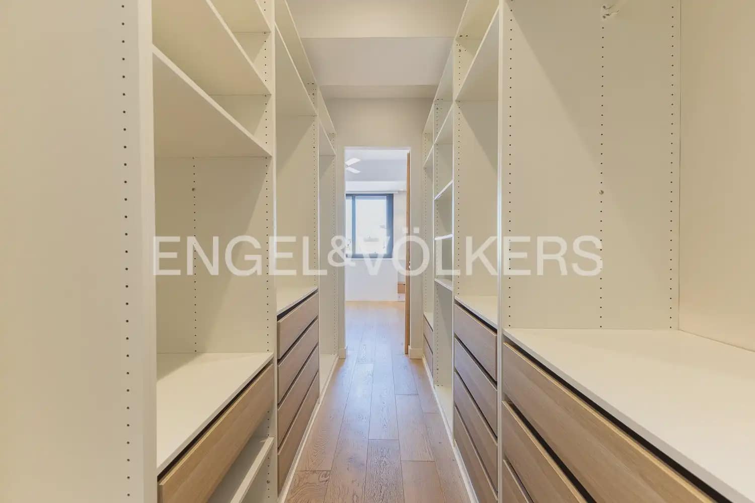 3 quarto Penthouse para arrendar em Valencia cidade - 3 200 € (Ref: 10062834)