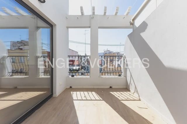 Ático de 3 habitaciones en La Gran Via, València ciudad en alquiler - 3.200 € (Ref: 10062834)
