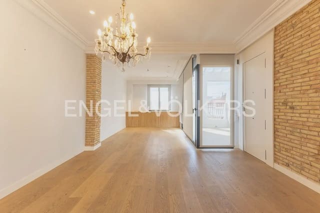 Ático de 3 habitaciones en La Gran Via, València ciudad en alquiler - 3.200 € (Ref: 10062834)