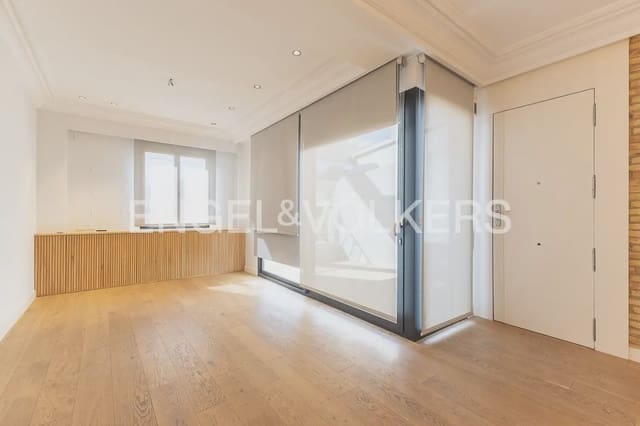 Ático de 3 habitaciones en La Gran Via, València ciudad en alquiler - 3.200 € (Ref: 10062834)
