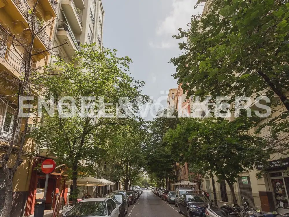 3 quarto Penthouse para arrendar em Valencia cidade - 3 200 € (Ref: 10062834)