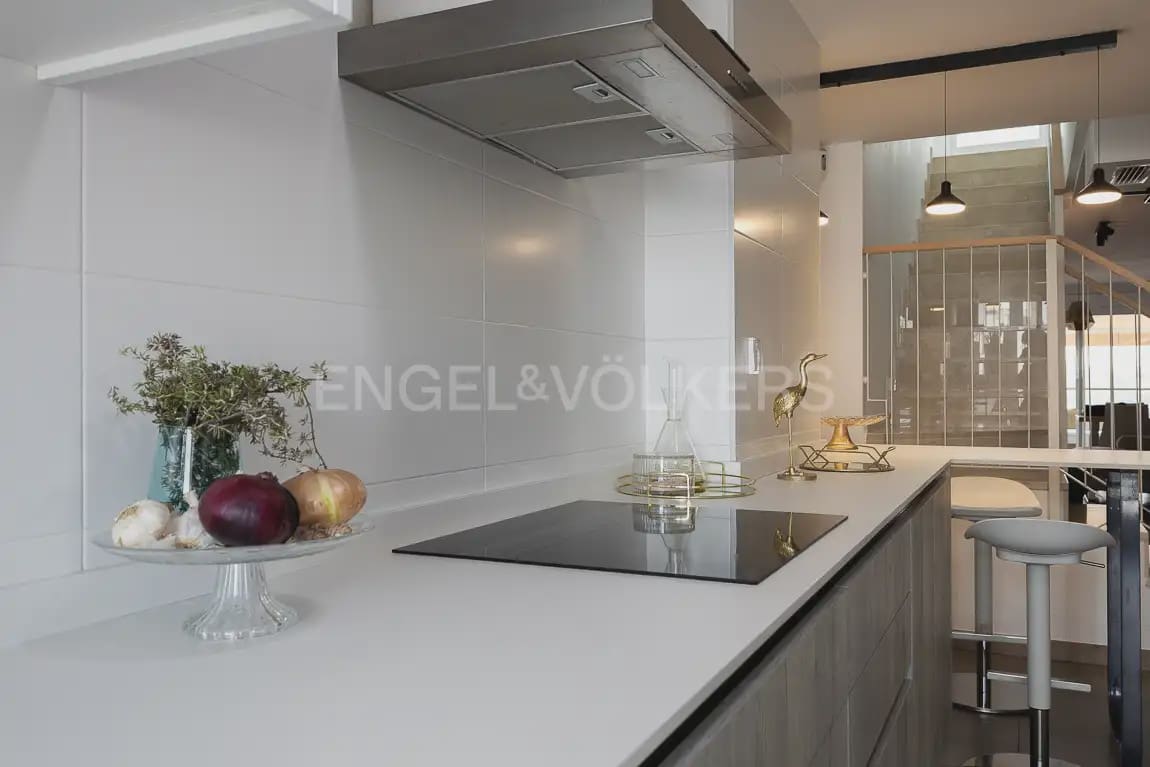 3 bedroom Flat for rent in Alboraya / Alboraia with garage - € 2,000 (Ref: 10062956)
