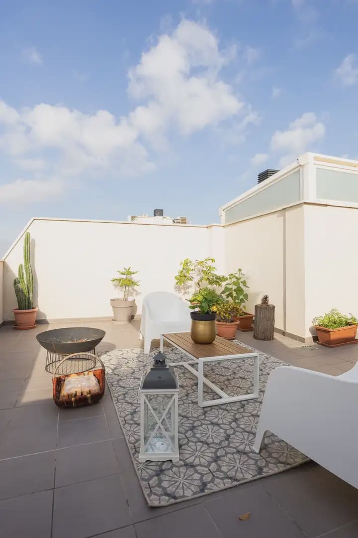 3 bedroom Flat for rent in Alboraya / Alboraia with garage - € 2,000 (Ref: 10062956)