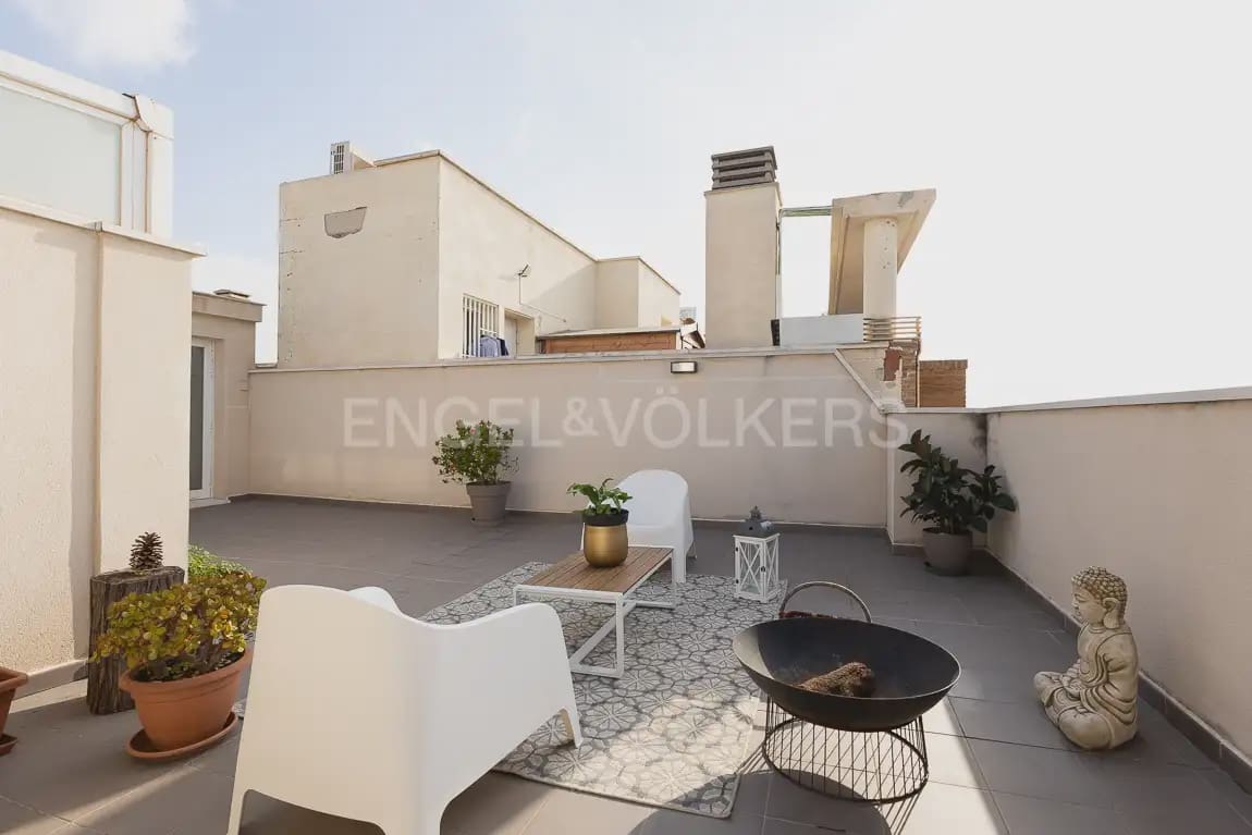 3 bedroom Flat for rent in Alboraya / Alboraia with garage - € 2,000 (Ref: 10062956)
