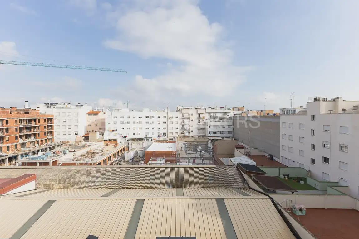 3 bedroom Flat for rent in Alboraya / Alboraia with garage - € 2,000 (Ref: 10062956)