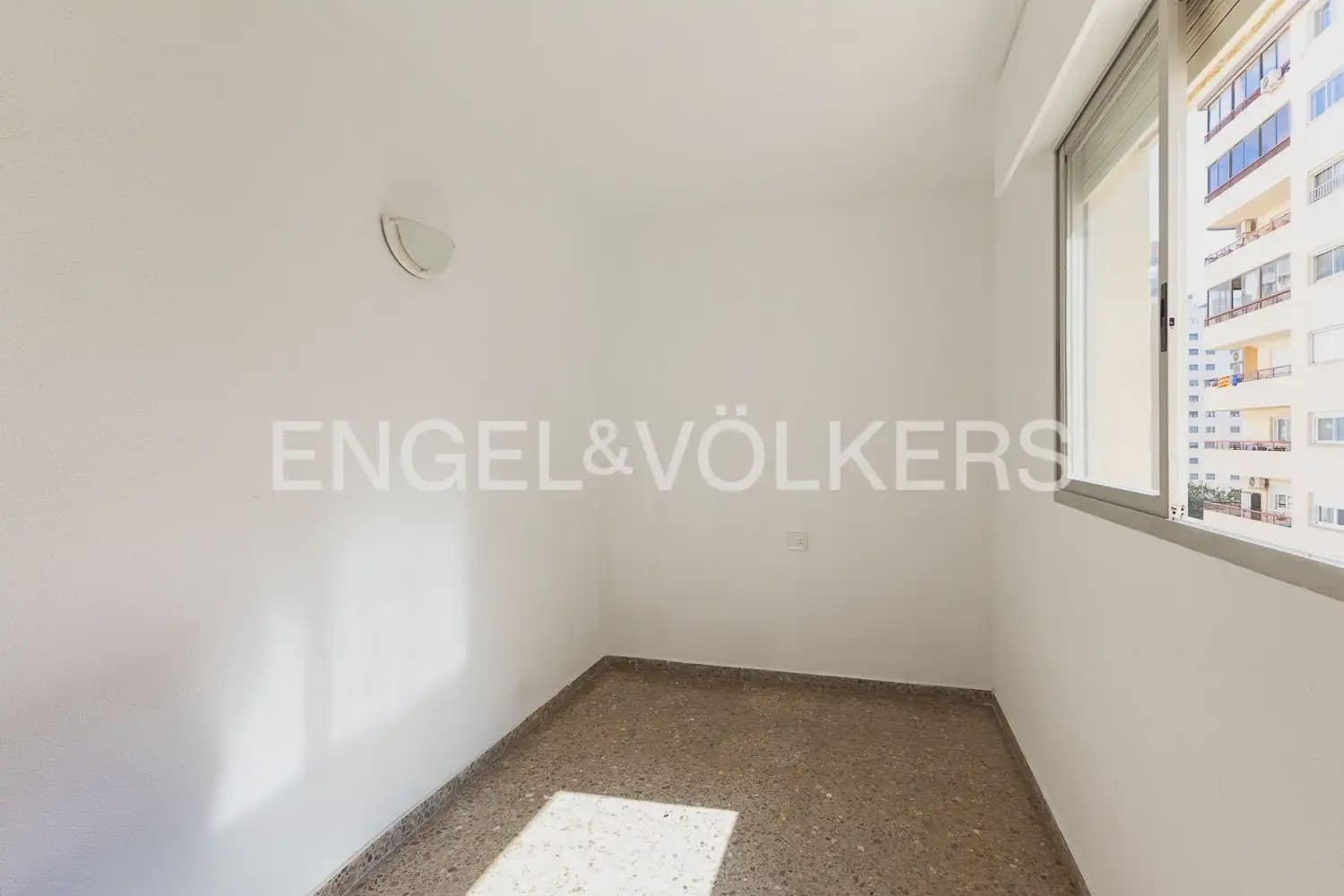 3 Zimmer Wohnung zu verkaufen in Valencia Stadt mit Garage - 450.000 € (Ref: 10062957)
