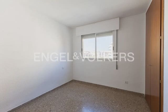 3 bedroom Flat for sale in Campanar, Valencia city with garage - € 450,000 (Ref: 10062957)