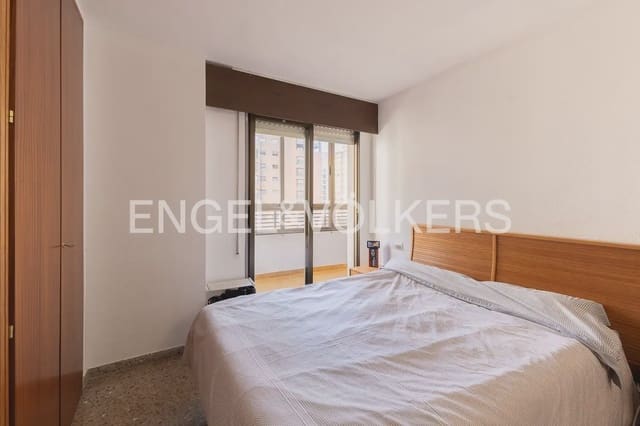 3 bedroom Flat for sale in Campanar, Valencia city with garage - € 450,000 (Ref: 10062957)