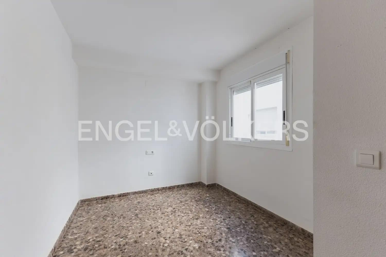 5 soveværelse Rækkehus til salg i Sagunto / Sagunt med swimmingpool garage - € 370.000 (Ref: 10062958)