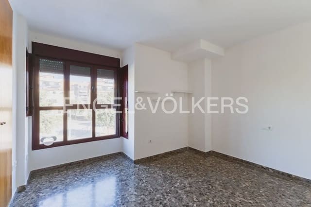 5 soveværelse Rækkehus til salg i Sagunto / Sagunt med swimmingpool garage - € 370.000 (Ref: 10062958)