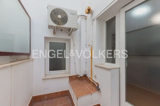 5 soveværelse Rækkehus til salg i Sagunto / Sagunt med swimmingpool garage - € 370.000 (Ref: 10062958)