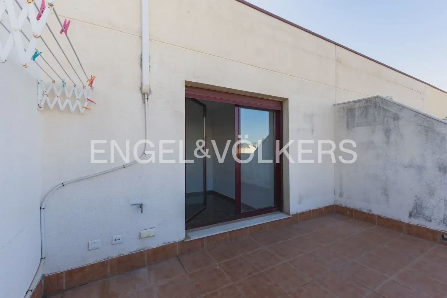 5 soveværelse Rækkehus til salg i Sagunto / Sagunt med swimmingpool garage - € 370.000 (Ref: 10062958)