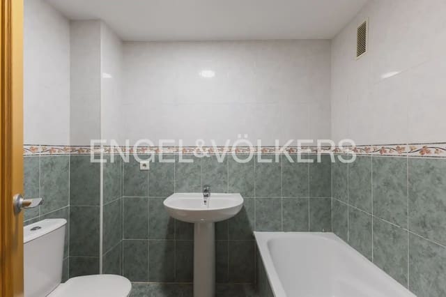 5 soveværelse Rækkehus til salg i Sagunto / Sagunt med swimmingpool garage - € 370.000 (Ref: 10062958)